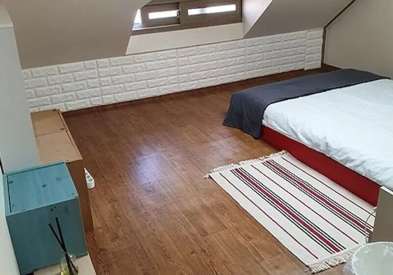 ペンション Incehon Cozy Guest House