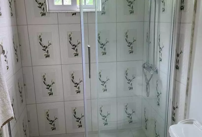 پانسیون Jay S Guest House Ii