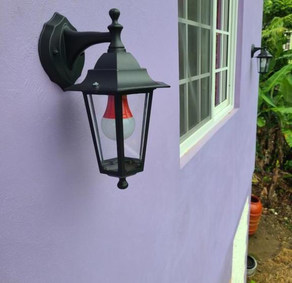 پانسیون Jay S Guest House Ii