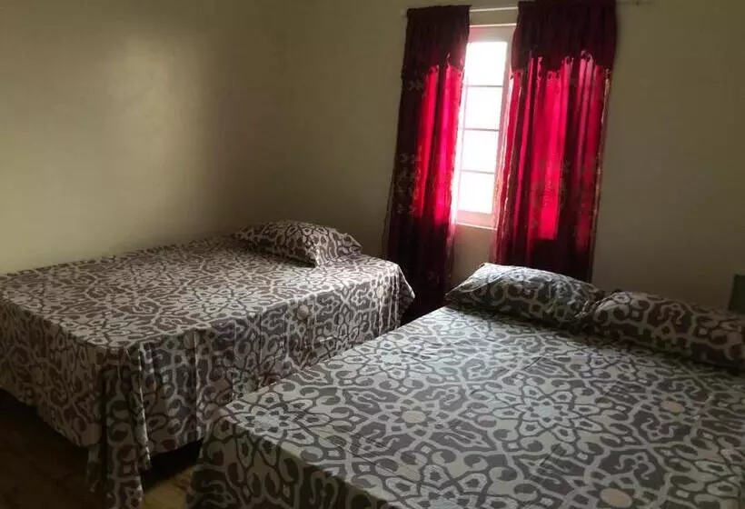 پانسیون Jay S Guest House Ii