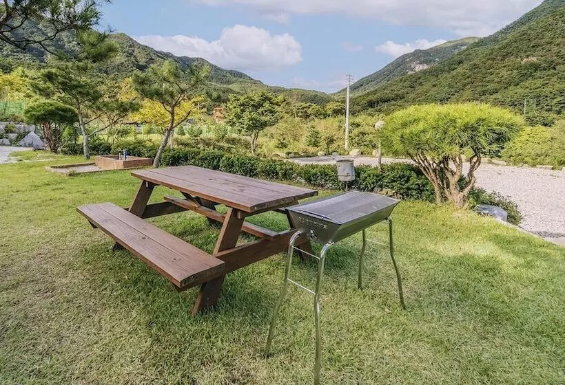 Pocheon Swimpyo Pension