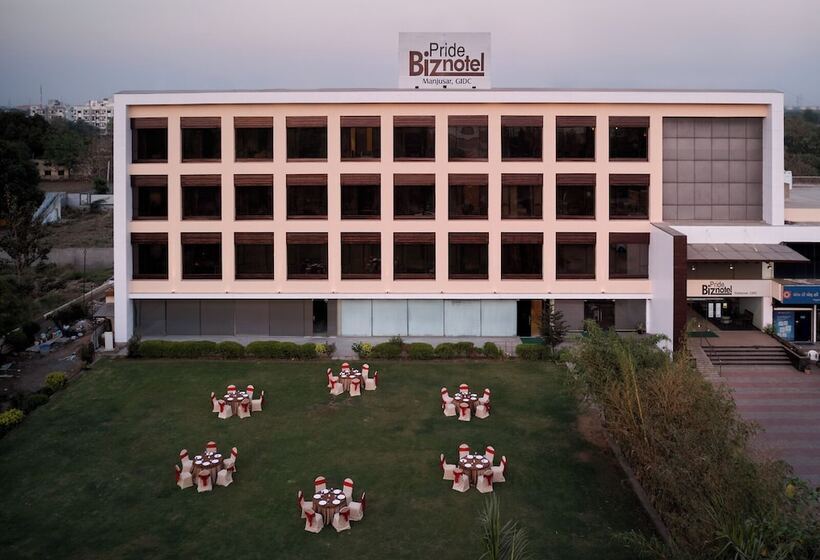 Pride Biznotel Manjusar