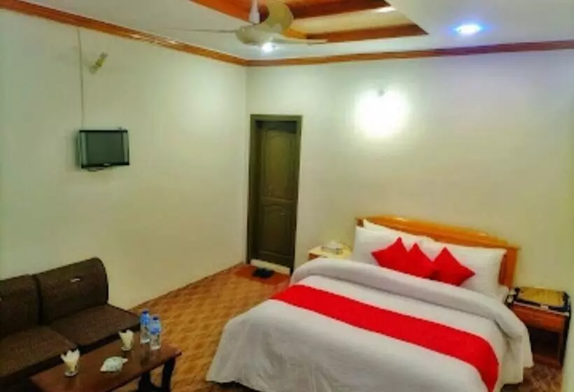 Ruby Hotel Swat