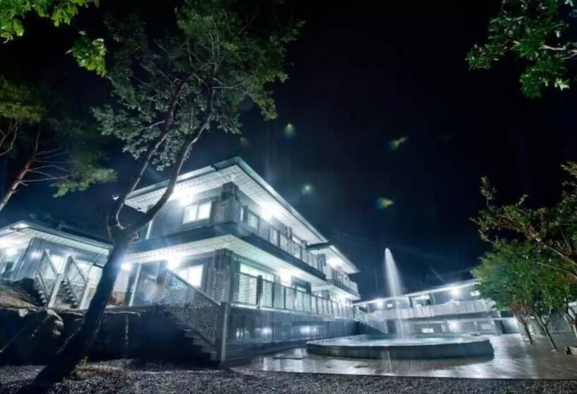Seongju Gayagyeung Pension