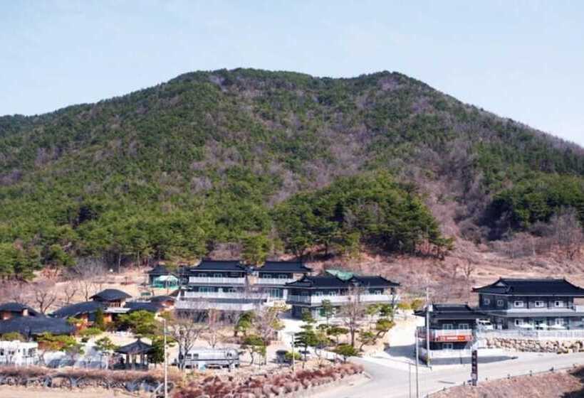 Seongju Gayagyeung Pension