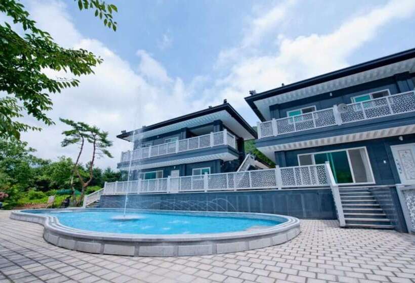 Seongju Gayagyeung Pension