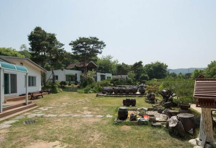 Anseong Songjiwon Pension