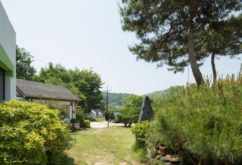 Anseong Songjiwon Pension