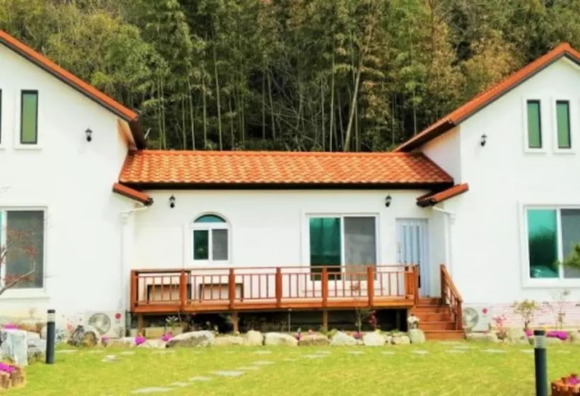 Damyang Cappuccino Pension