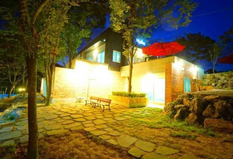 Goesan Namusori Pension