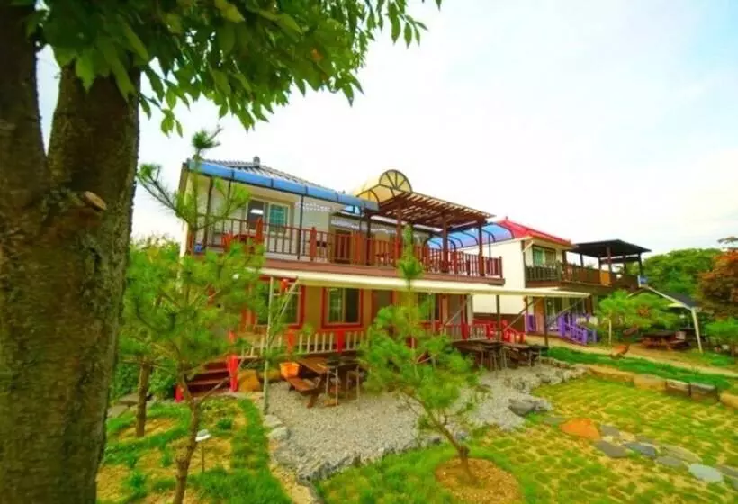 Goesan Namusori Pension