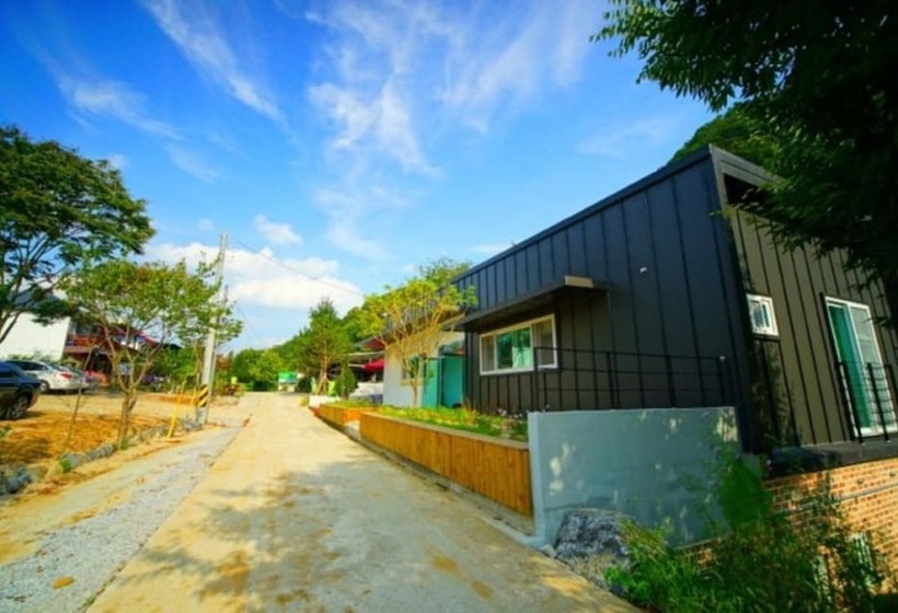 Goesan Namusori Pension