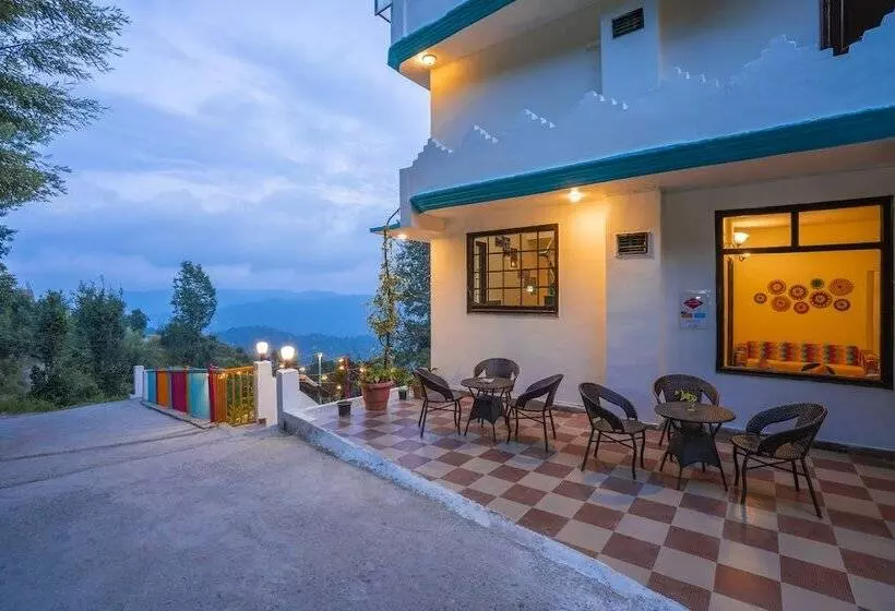 Gostops Mukteshwar   Hostel