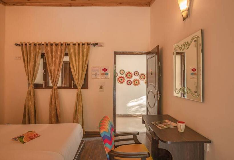 Gostops Mukteshwar   Hostel