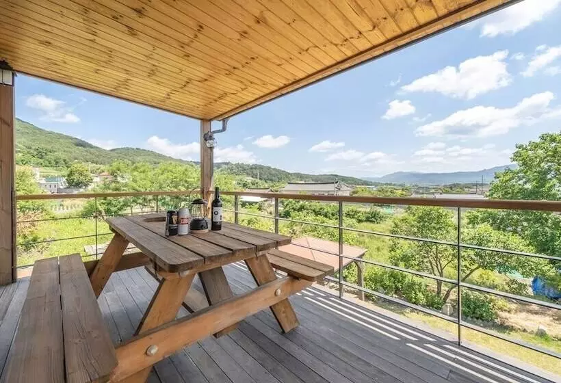 Gyeongju Baobao Pet Pension