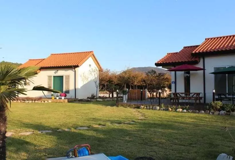 Haenam Ttangkkeunmaeul Hwigelri Pension