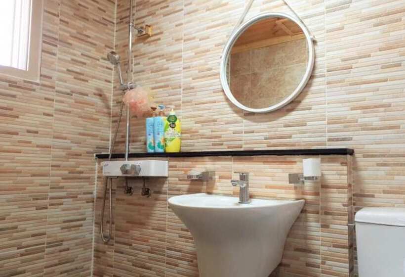 Haenam Ttangkkeunmaeul Hwigelri Pension