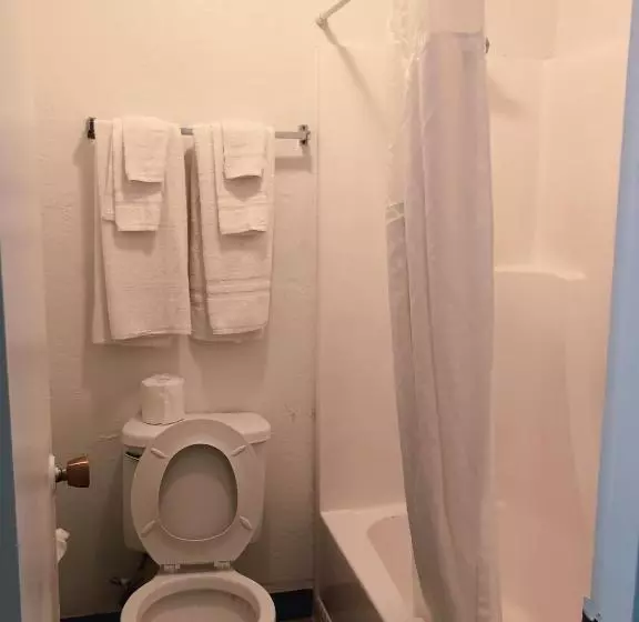 Hotelli Super 8 By Wyndham San Jose Airport