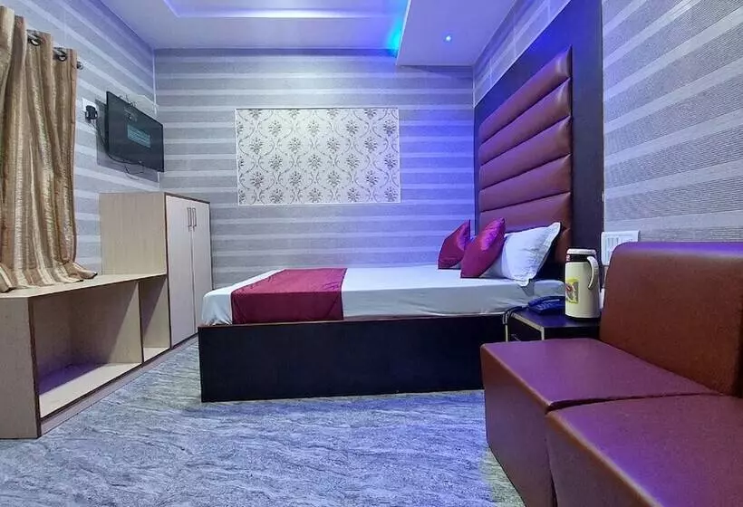 ホテル Goroomgo Shimla Inn Lucknow