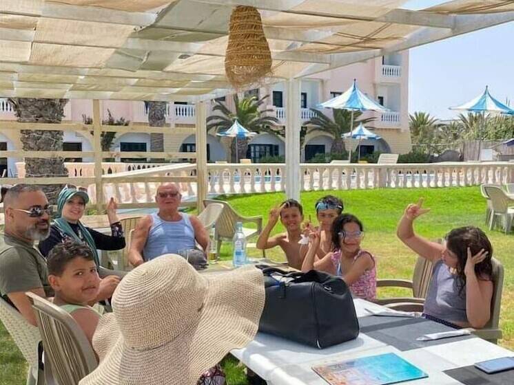 فندق Hôtel Résidence El Fatimi