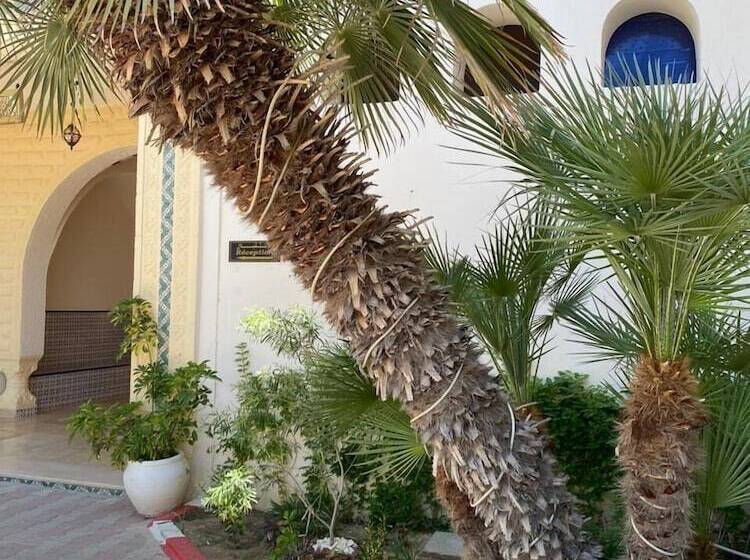 فندق Hôtel Résidence El Fatimi