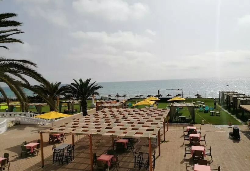 Hotelli Hôtel Résidence El Fatimi