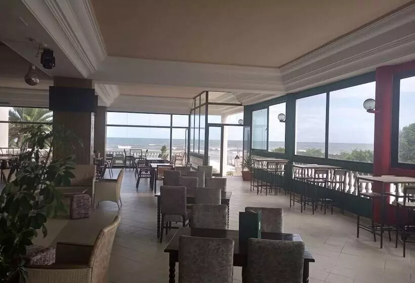 Hotelli Hôtel Résidence El Fatimi