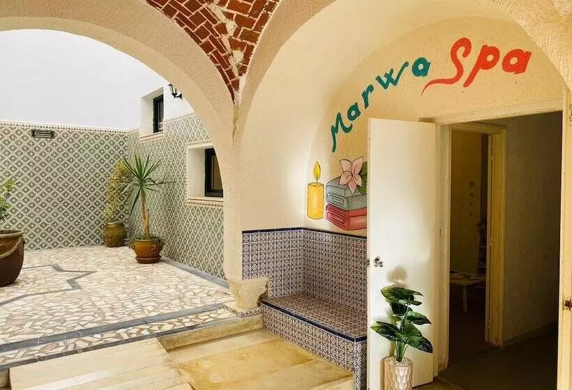 Hotelli Hôtel Résidence El Fatimi