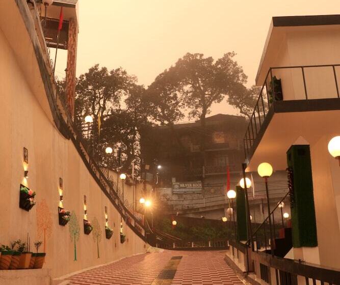 בית מלון כפרי Pride Ashiyana Resort Mussoorie