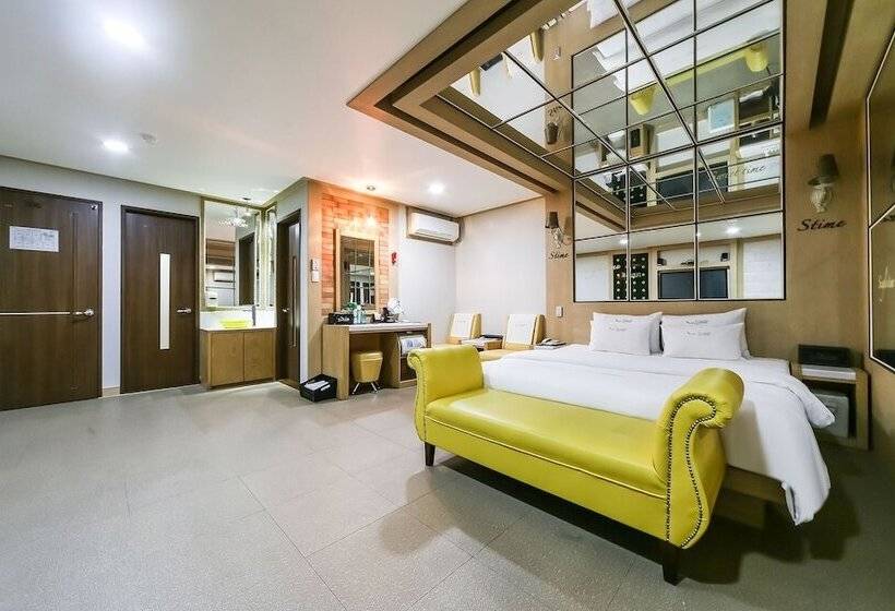 Motel Changwon Masan Time