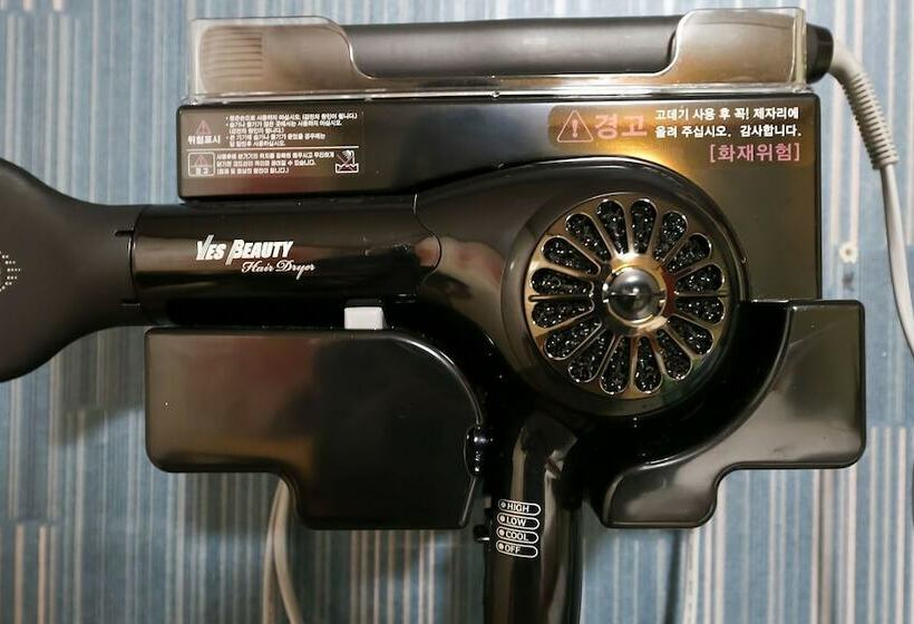 모텔 Daejeon Sintanjin Royal