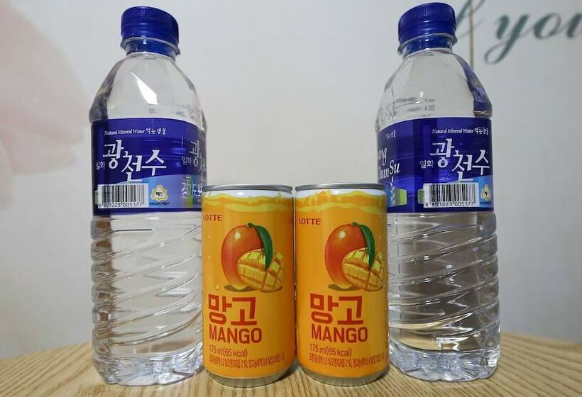 모텔 Daejeon Sintanjin Royal