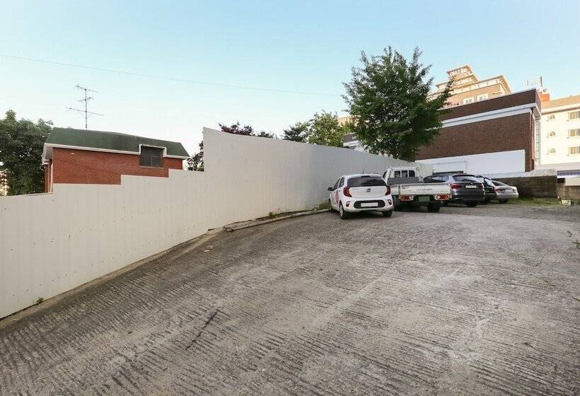 모텔 Daejeon Sintanjin Royal