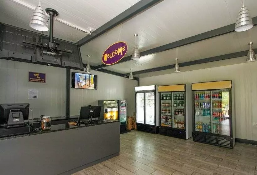 Motelli Sleepover Moria