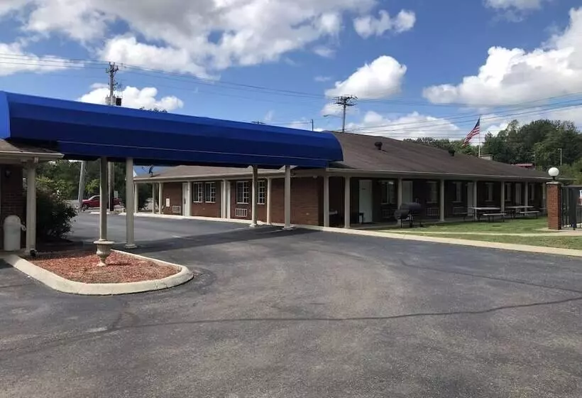 Motelli The Tompkinsville Inn