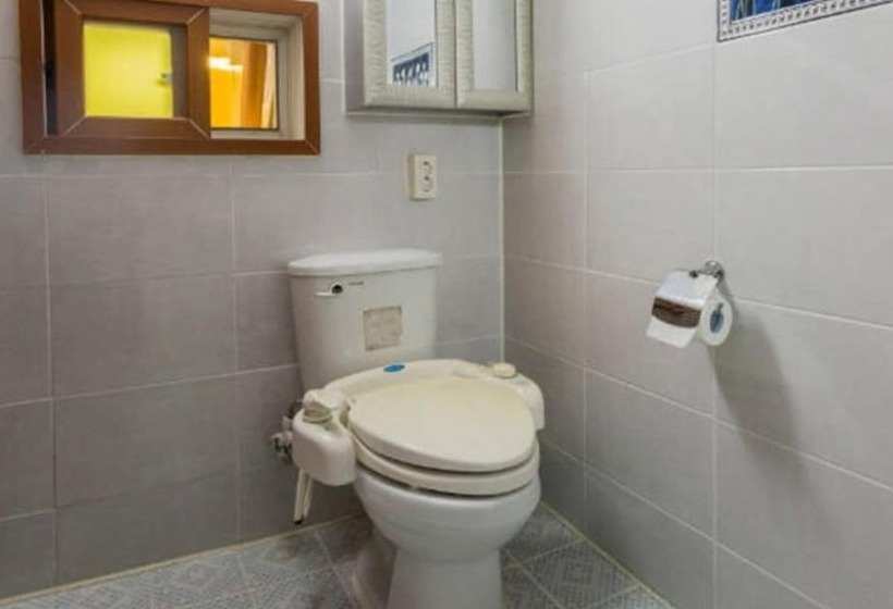 Naju Mejuggookpineun Naju Pension