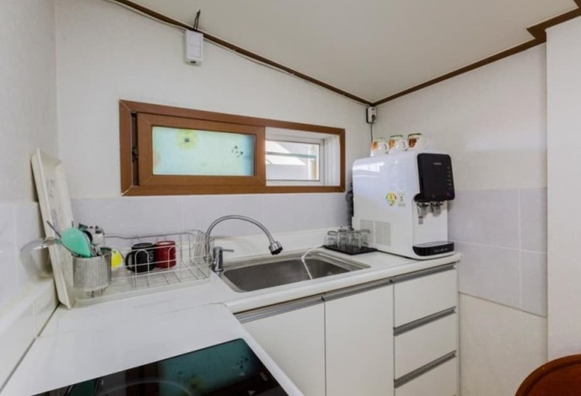 Naju Mejuggookpineun Naju Pension