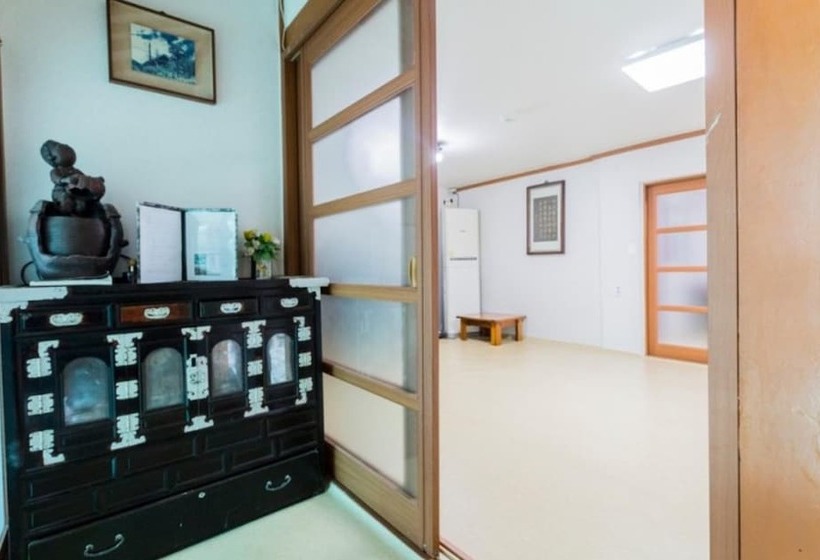 Naju Mejuggookpineun Naju Pension