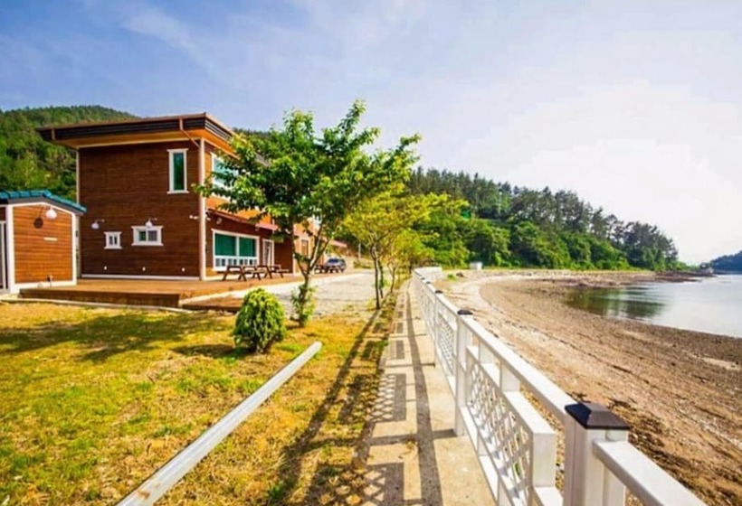 Namhae Bamsum Story Pension