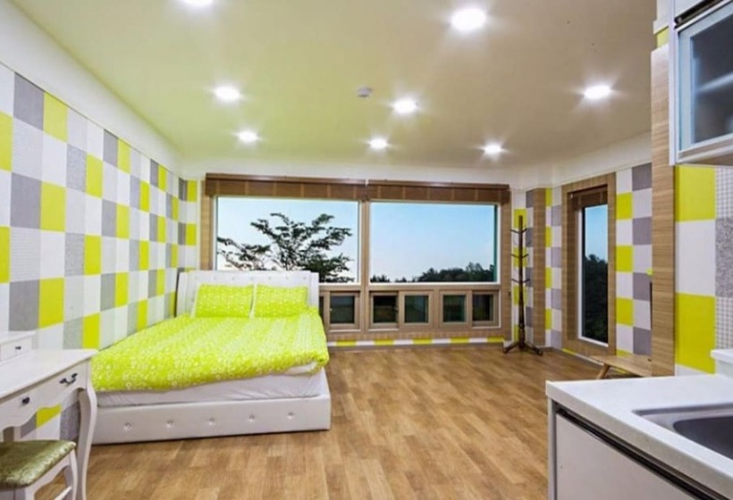 Namhae Bamsum Story Pension