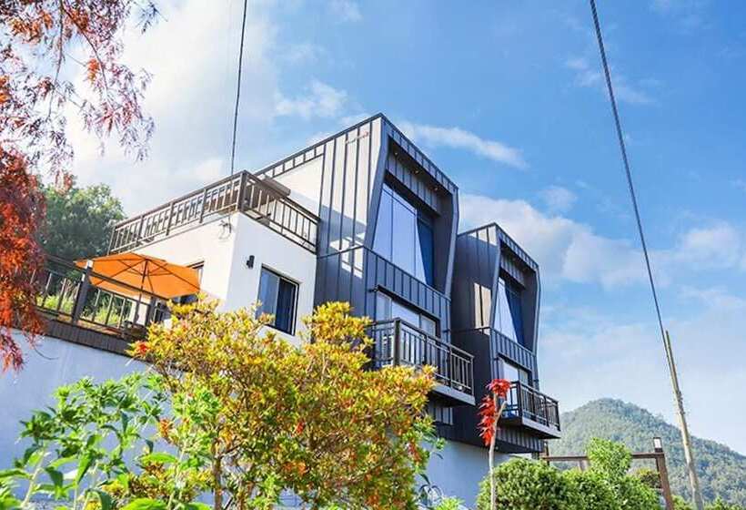 Namhae Marin K Pension