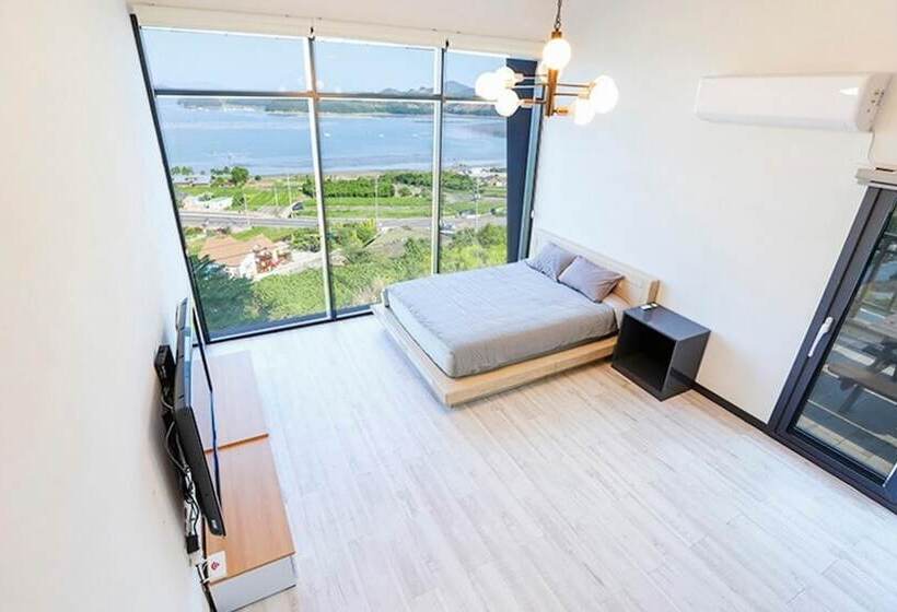 Namhae Marin K Pension