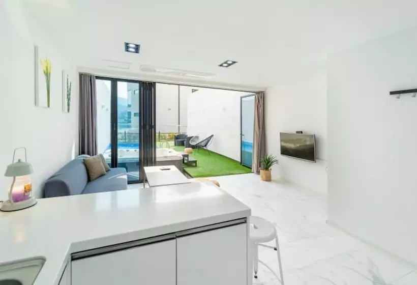 ペンション Hapcheon Rest Pool Villa