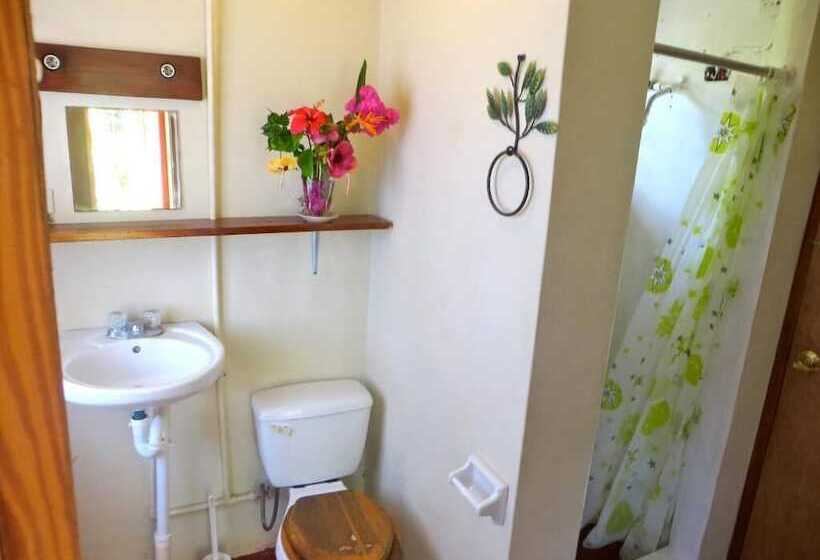 پانسیون La Familia Guesthouse