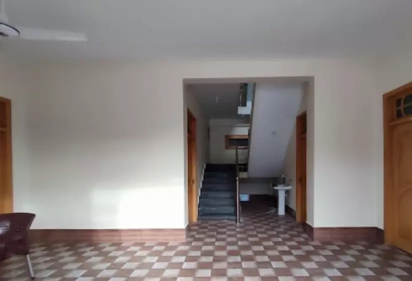 پانسیون The Riverine Inn