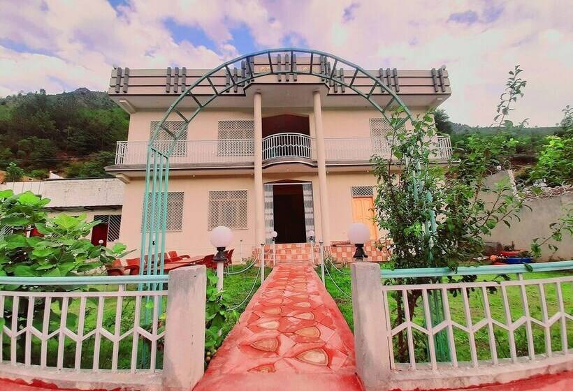 Pensión The Riverine Inn