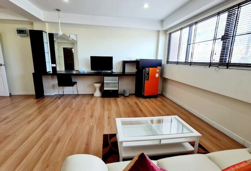 Majatalo Tp House @town