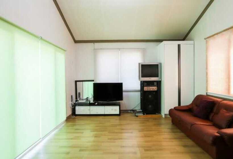 Pyeongchang Byeolmaru Pension