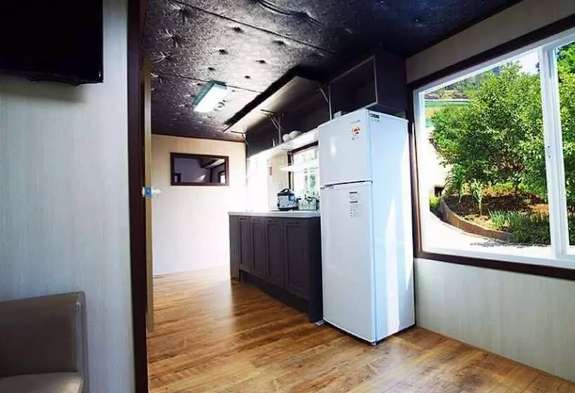 Samcheok Supsokbada Pension
