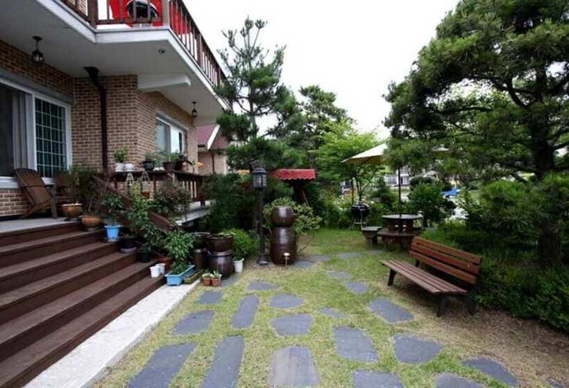 Taean Sky Garden Pension